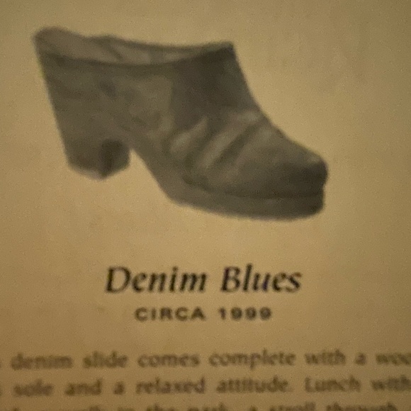 Just the Right Shoe by Raine - Picture 3 of 15